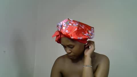 lia online show from September 11, 8:25 am