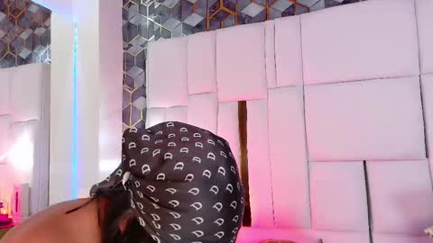 lia_mariana online show from October 11, 6:06 pm