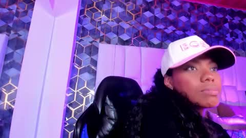 lia_mariana online show from April 26, 9:56 pm