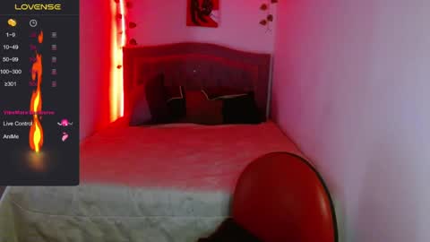 lia spicy   ig online show from March 30, 2:40 pm