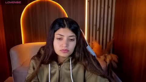 Snapshot of lia_queen_tx chatting on May 21, 3:02 am Online 1400 - 2100 online show from May 21, 3:02 am