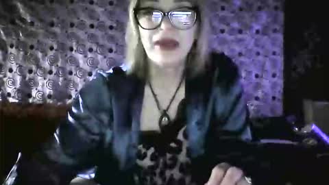 Snapshot of lia_raysss chatting on March 20, 8:25 pm lia_raysss online show from March 20, 8:25 pm