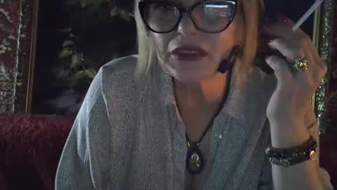 Snapshot of lia_raysss chatting on March 22, 8:56 pm lia_raysss online show from March 22, 8:56 pm