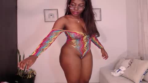 lia rouseyy online show from March 19, 4:27 am