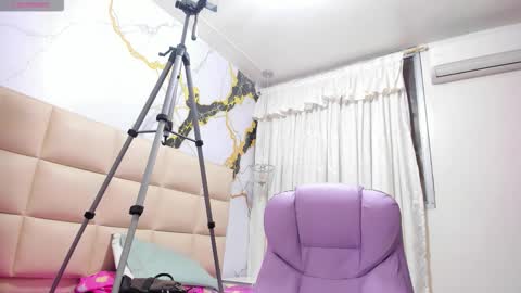 Lia online show from February 20, 12:16 pm