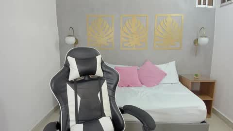 Lia  online show from February 11, 8:48 am