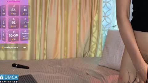 lia summer1 online show from October 2, 7:10 pm