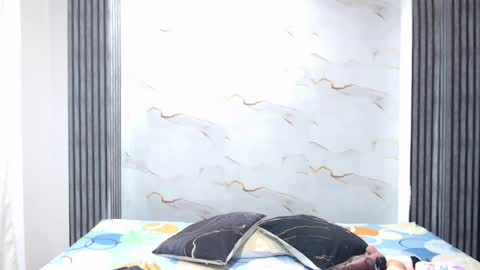Snapshot of liaa_cams chatting on May 25, 2:50 am liaa_cams online show from May 25, 2:50 am