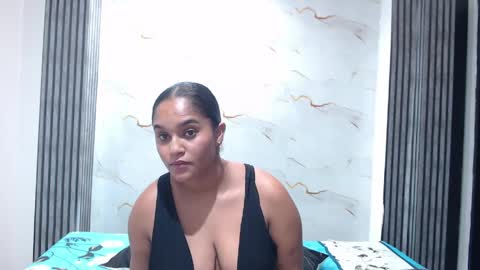 Snapshot of liaa_cams chatting on June 9, 2:45 am liaa_cams online show from June 9, 2:45 am