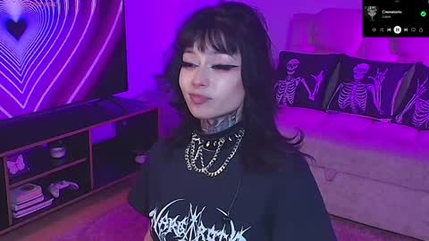 Snapshot of liaa_rodriguezz chatting on January 19, 2:25 am Liaa  online show from January 19, 2:25 am