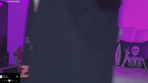 Snapshot of liaa_rodriguezz chatting on February 7, 10:41 pm Liaa  online show from February 7, 10:41 pm