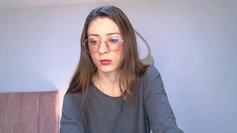 Lia  online show from December 29, 1:28 pm