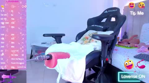 Liaa online show from February 22, 10:20 pm