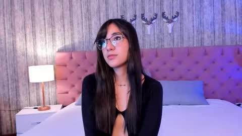 liaa turner  online show from January 7, 8:22 pm