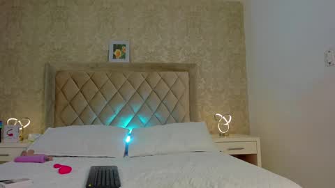 Lia online show from December 2, 4:42 am