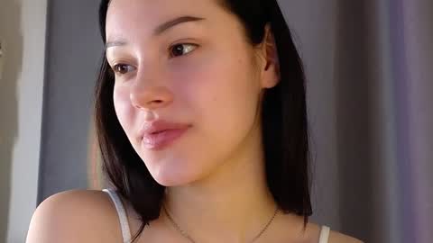 Lia  online show from December 7, 9:39 am