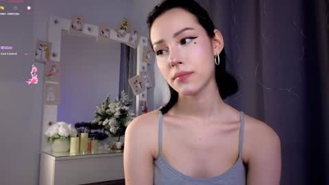 Lia  online show from January 19, 2:06 pm