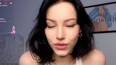 Lia  online show from February 8, 9:35 am