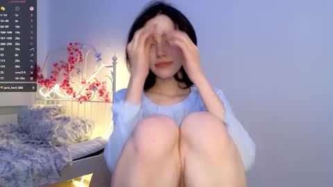 Lia  online show from September 28, 9:25 am