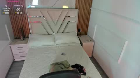 Liah Fontaine online show from December 15, 11:47 am