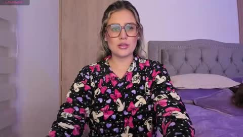 Lia  online show from November 16, 2:17 am