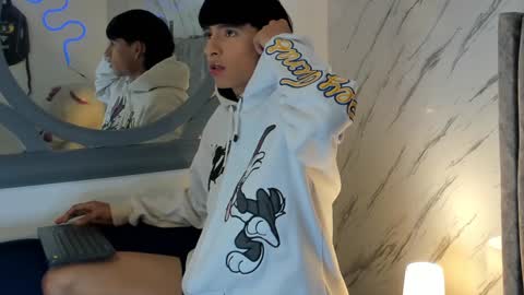 Liam online show from January 9, 8:45 am