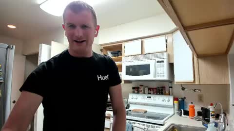 Liam online show from April 14, 11:55 pm