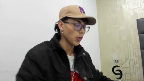 Liam Adamms online show from February 7, 12:20 pm