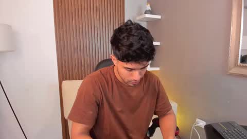 Liam Collins online show from February 20, 11:42 am