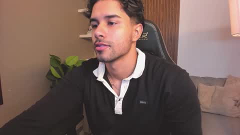 Liam Collins online show from March 26, 11:27 am