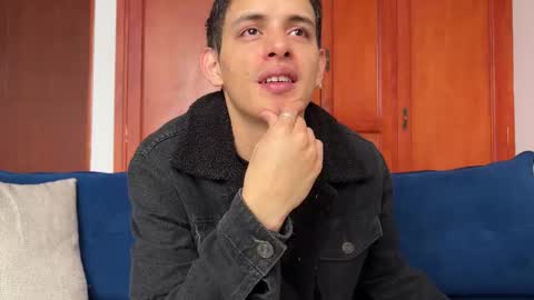 Liam online show from November 10, 1:21 pm