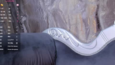 LIAM KLEIN online show from January 29, 2:10 pm