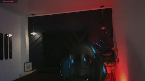 LIAM KLEIN online show from April 16, 11:11 am