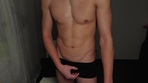liam_mars online show from January 6, 9:43 pm