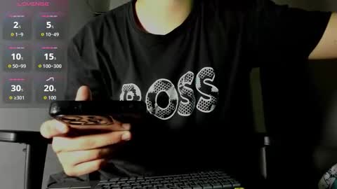 Snapshot of liam_mateo_ chatting on December 22, 3:47 am Liam online show from December 22, 3:47 am