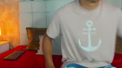 Snapshot of liam_mush chatting on April 29, 8:15 pm liam mush online show from April 29, 8:15 pm