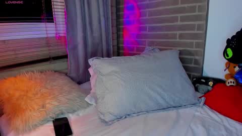 liam online show from January 18, 3:10 am