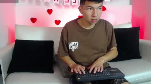 Liam  online show from February 16, 12:12 pm