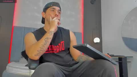 Liam online show from March 9, 11:09 pm