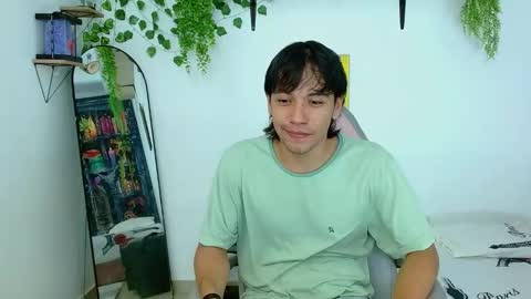 liamxul online show from September 26, 6:23 pm