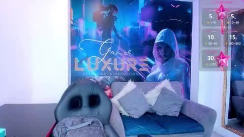 Lia online show from December 4, 11:19 am