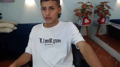Snapshot of liamblack16 chatting on October 9, 11:19 am LiamBlack16 online show from October 9, 11:19 am