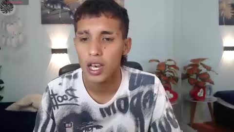 Snapshot of liamblack16 chatting on October 21, 2:51 pm LiamBlack16 online show from October 21, 2:51 pm
