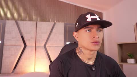 LiamDeep online show from January 18, 8:12 pm