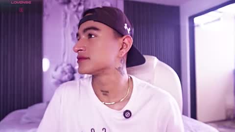 LiamDeep online show from February 8, 8:34 pm