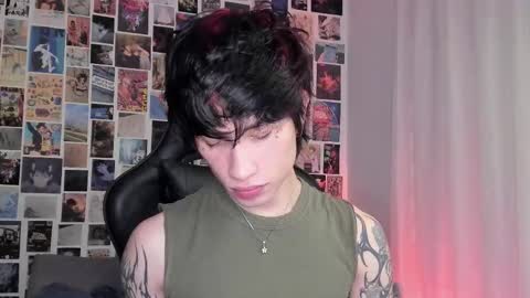 Snapshot of liamelf chatting on September 20, 6:03 am Liam online show from September 20, 6:03 am