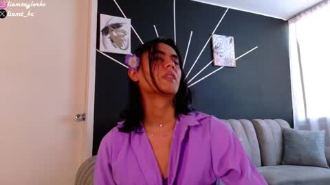 Snapshot of liamtaylor_ chatting on March 10, 10:02 pm Tell me Liam online show from March 10, 10:02 pm