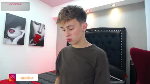 liam online show from March 4, 5:13 am