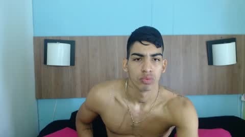 Snapshot of liamwyat chatting on November 24, 10:48 am L I A M online show from November 24, 10:48 am