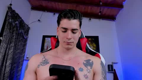 liamwyatt_ online show from February 21, 4:40 am